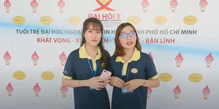Clip 2 nữ sinh huflit giới thiệu về trường vô cùng đáng yêu