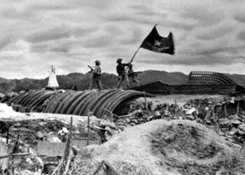 Trắc nghiệm lịch sử 12 ôn thi THPT quốc gia 2024 Rất Khó