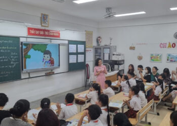 Viết đoạn văn kể về tiết học mà em thích lớp 4 ngắn gọn