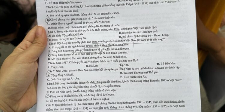 Đề thi tốt nghiệp môn lịch sử THPT Quốc Gia 2025
