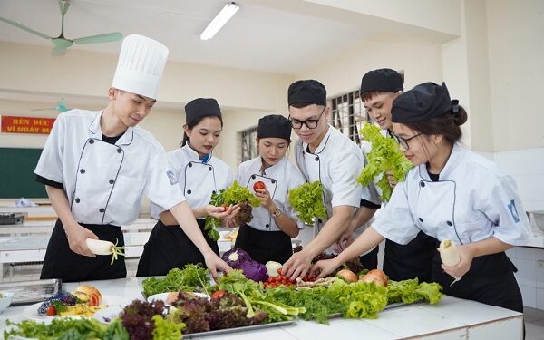 Các trường đào tạo ngành Kỹ thuật chế biến món ăn ở TPHCM