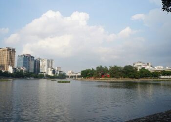 4 bài văn Tả cảnh ao hồ lớp 5 ngắn gọn đạt 8 điểm