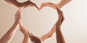 Nghị luận xã hội về lòng Nhân Ái khoảng 300 chữ ngắn gọn