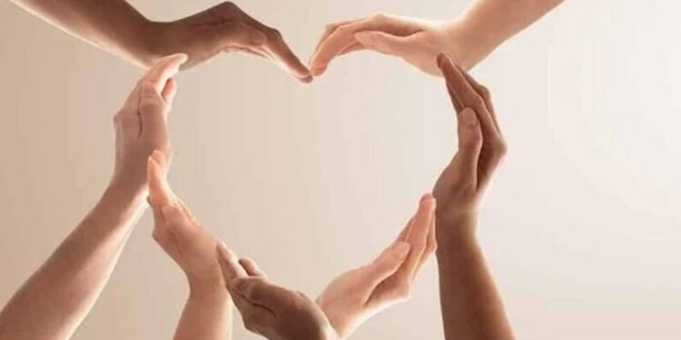 Nghị luận xã hội về lòng Nhân Ái khoảng 300 chữ ngắn gọn