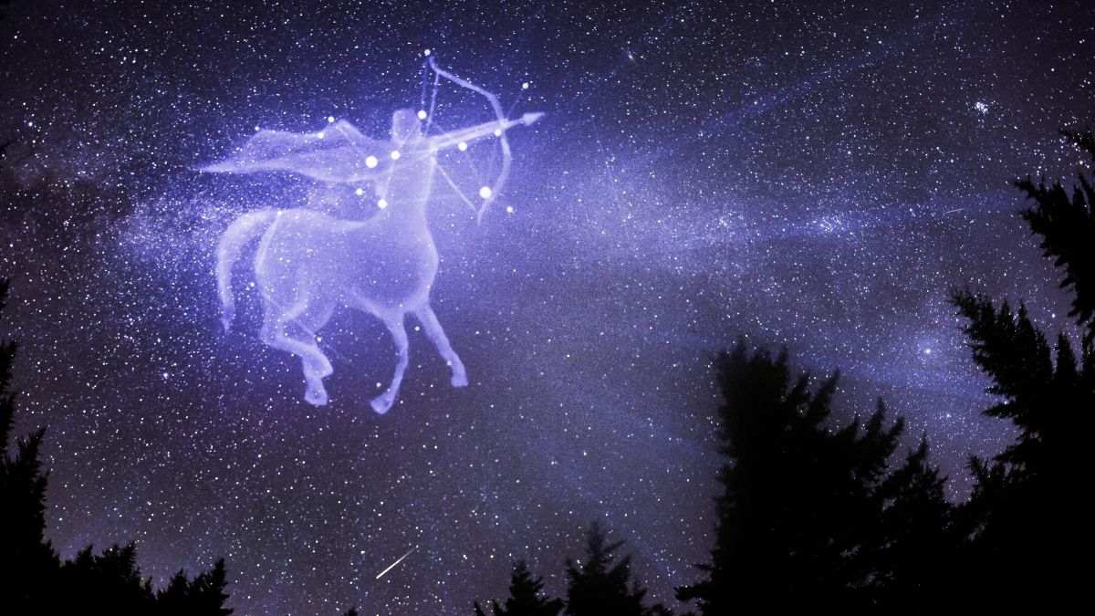 Tháng 12 thuộc cung Nhân Mã (23/11 - 21/12)