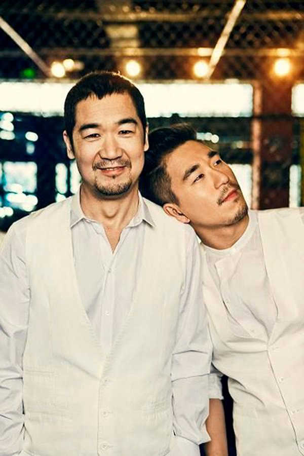 nhung cau am an choi "bat via" nhat cbiz: co nguoi cha me mang ca danh tieng ra "cuu mang" - 9