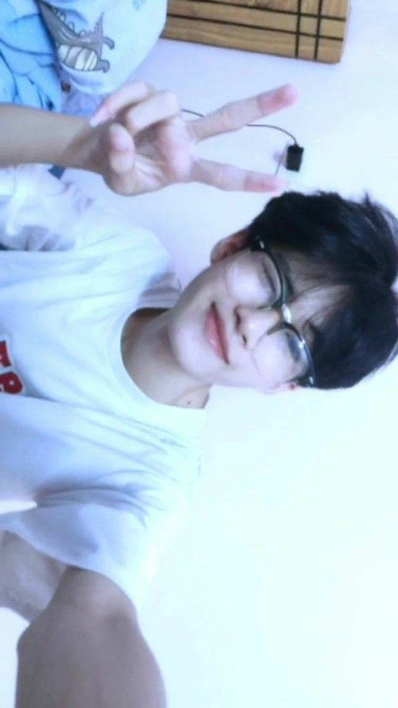 Bộ ảnh trai đẹp K9 mang lại cảm giác tươi mới và dễ chịu cho người xem