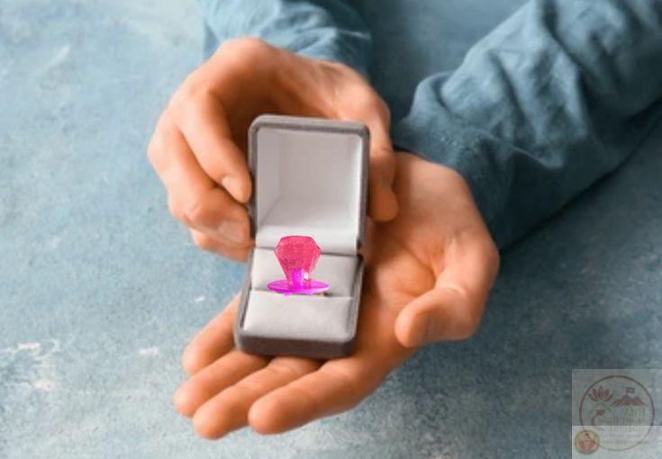 Những trò đùa về cầu hôn ngày càng phổ biến, thu hút nhiều lượt chia sẻ