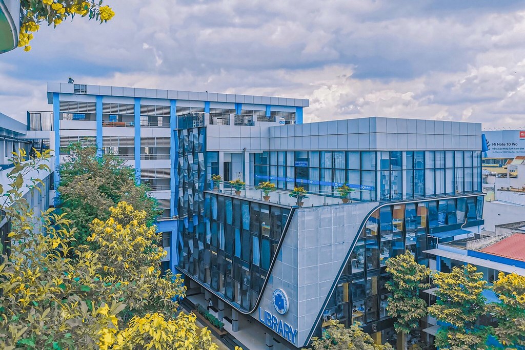 dai hoc cong nghiep thuc pham hoc phi