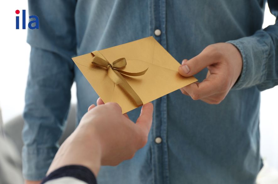 Cấu trúc Be intended for somebody