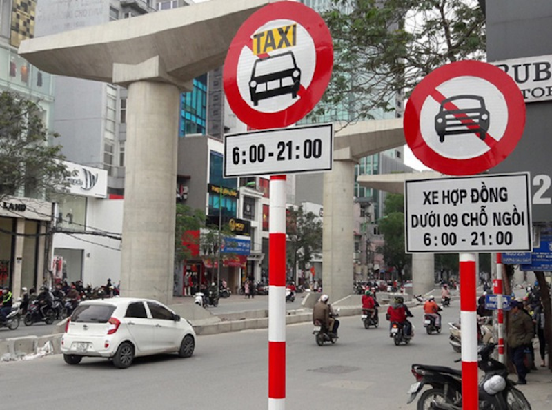 Biển phụ số S.508 "Cấm theo thời gian" (Nguồn: Internet)