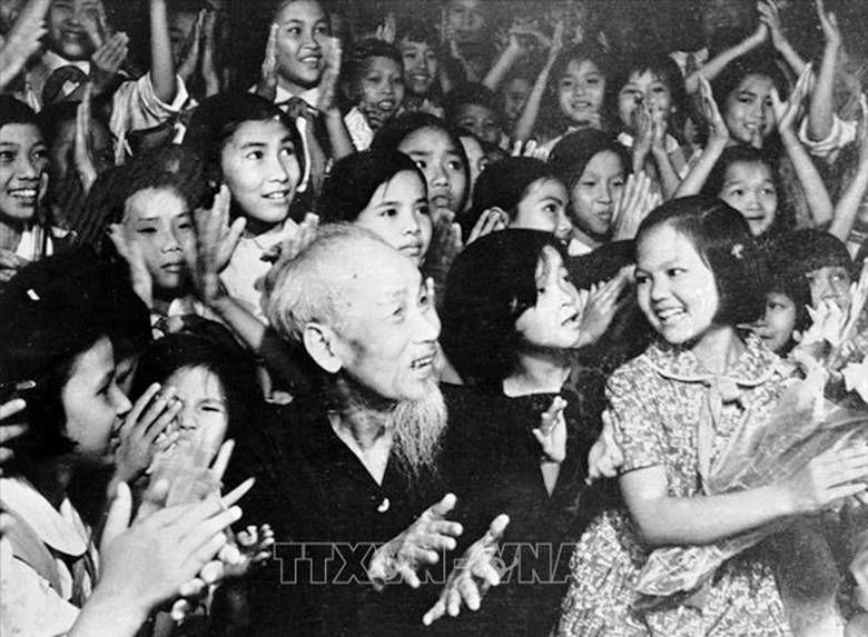 long yeu thuong con nguoi xuat phat tu dau