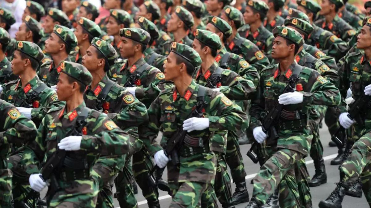 Nghĩa từ nhót trong quân đội