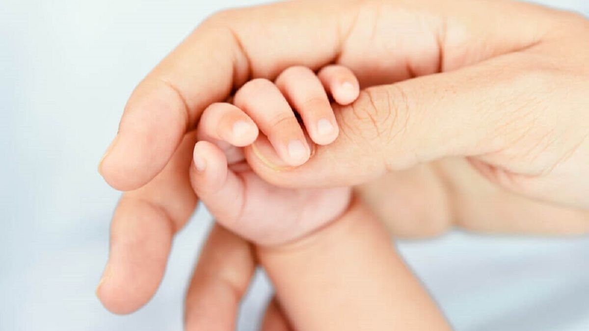 Bài thơ Đêm đêm mẹ ru về người mẹ vĩ đại