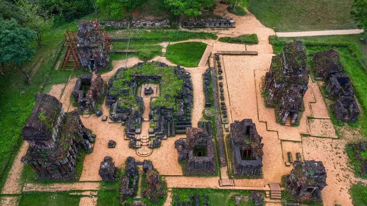 Thánh địa Mỹ Sơn - Quảng Nam là danh lam thắng cảnh Việt Nam