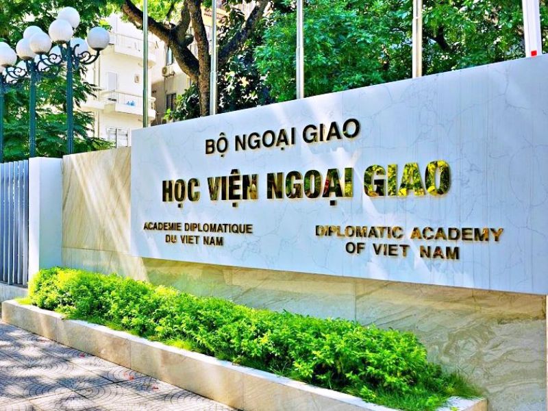 quan he quoc te hoc truong nao o tphcm 2