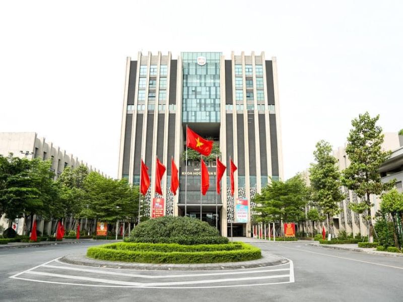 quan he quoc te hoc truong nao o tphcm 3