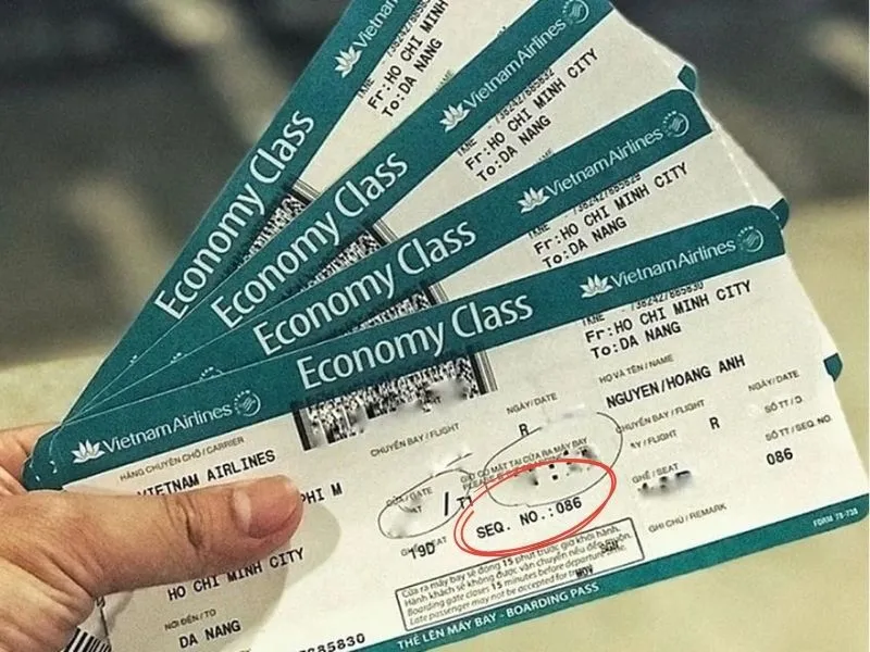 SEQ trên vé máy bay là gì?
