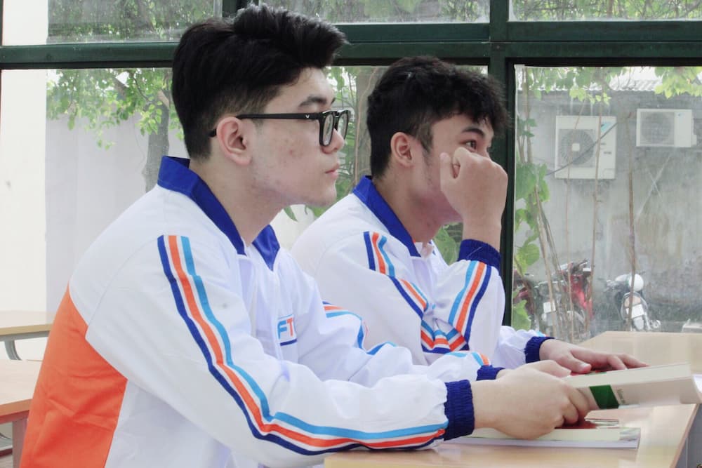 học phí trường cao đẳng du lịch