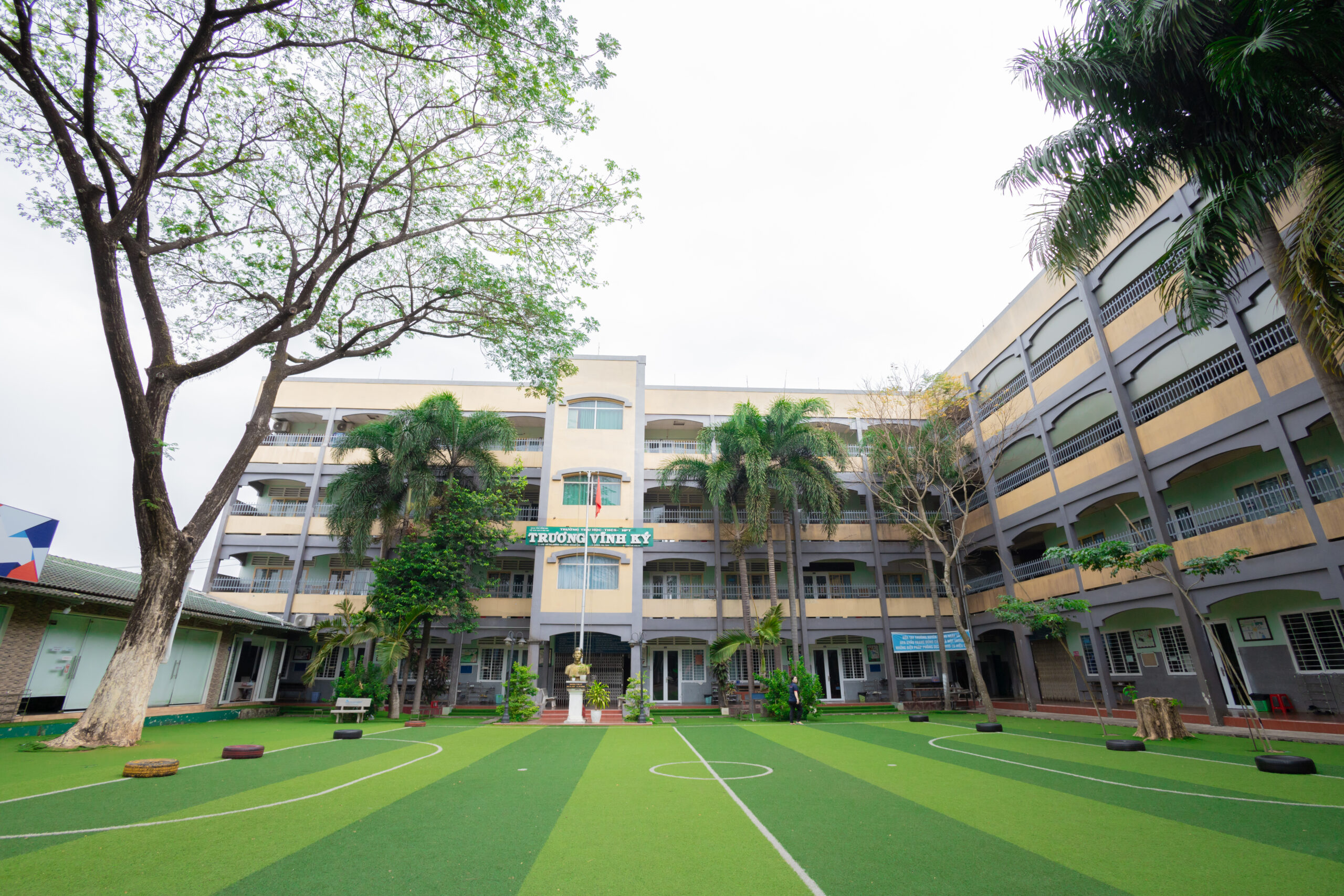 có nên cho con học trường trương vĩnh ký