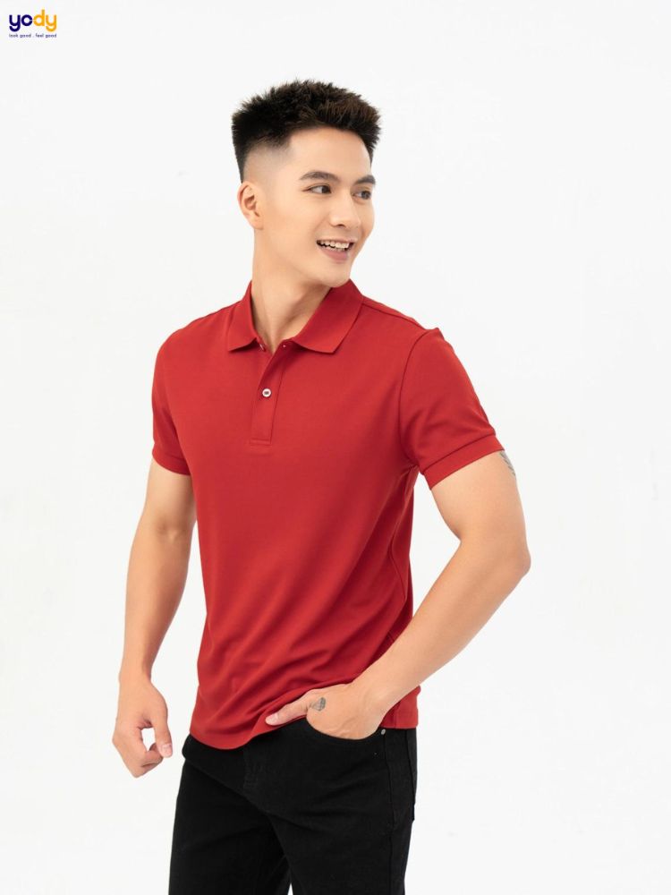 Người Kỷ Mão 1999 hợp màu đỏ