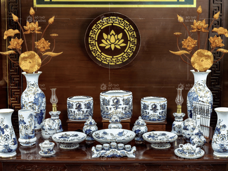 y-nghia-3-bat-huong-tren-ban-tho-2