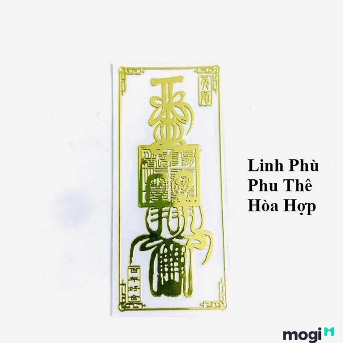 Linh phù phu thê hòa hợp là loại bùa giúp củng cố hạnh phúc gia đình, duy trì sự hòa thuận trong mối quan hệ vợ chồng và bảo vệ gia đình khỏi những mâu thuẫn, xung đột.