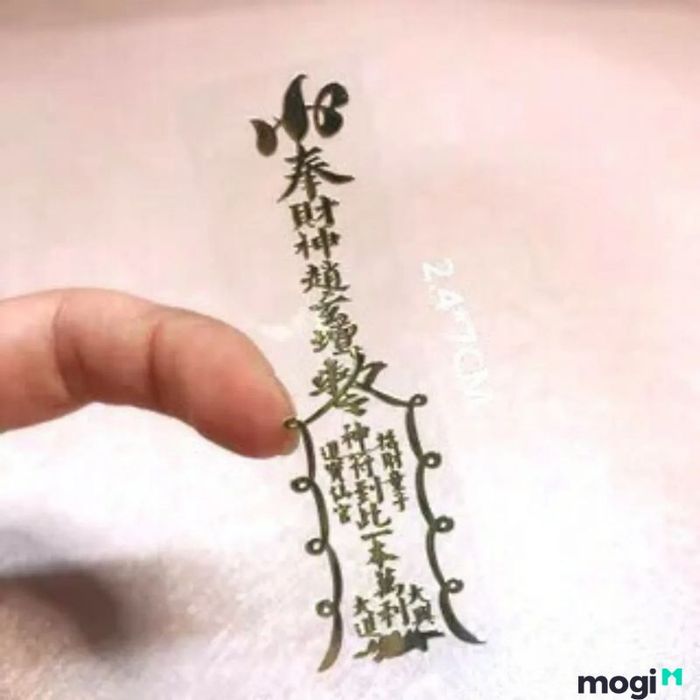 Linh phù buôn may bán đắt