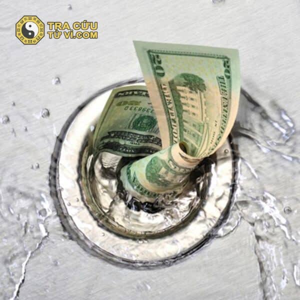 Tiền bạc làm ra dễ trôi đi như thuyền trên mặt nước sóng bão