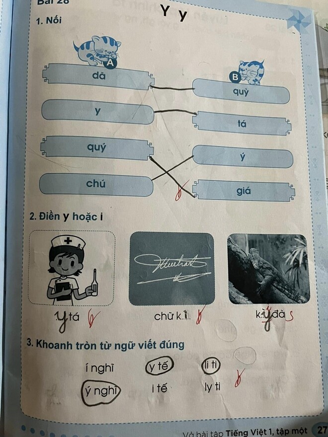 amp;#34;Chữ kíamp;#34; hay amp;#34;Chữ kýamp;#34; mới đúng, mẹ hoang mang khi đáp án của cô giáo khác xa sách giáo khoa - 7