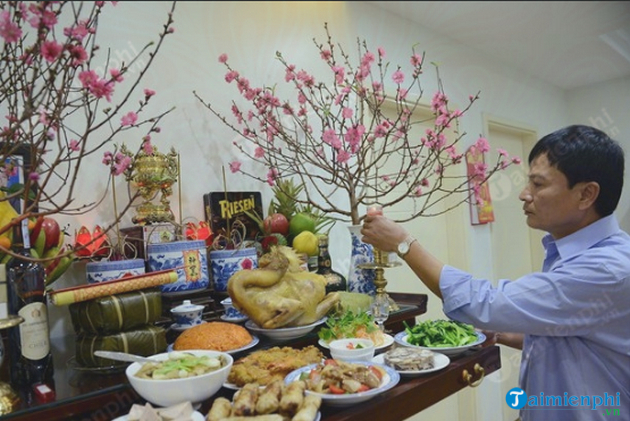 cung giao thua xong co hoa vang luon khong 2