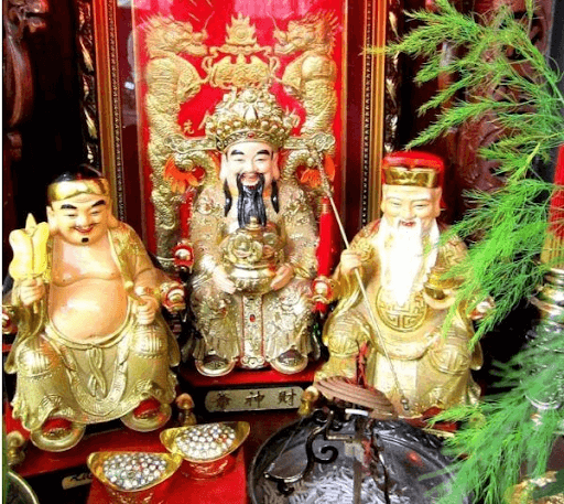 Thờ thần tài có cúng ông công ông táo không