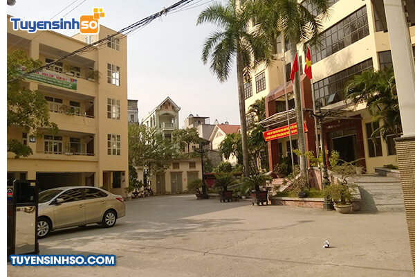 dai hoc noi vu xet hoc ba 1