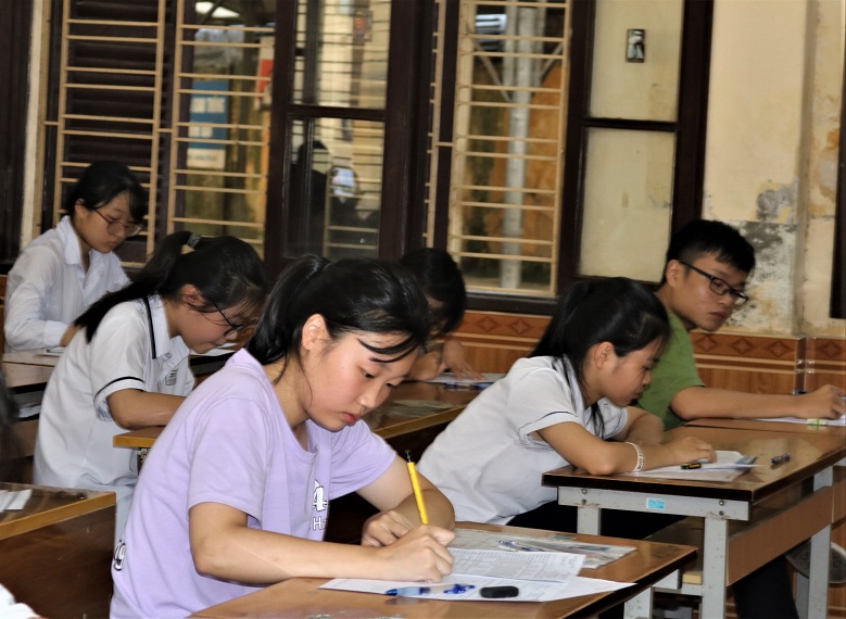 de thi toan vao 10 hai phong 2021 1