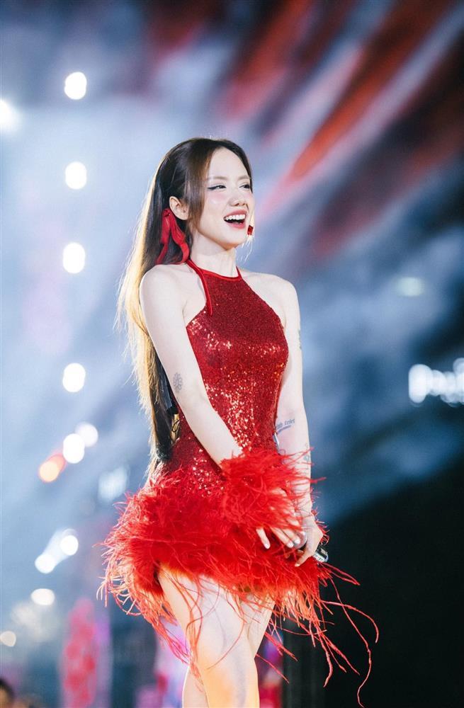 Phương Linh - Phương Ly: Xinh hiền nhưng xăm trổ kín tay-2