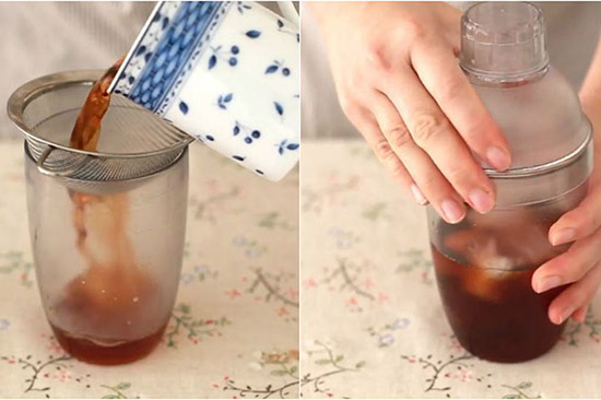 dùng shaker pha hồng trà