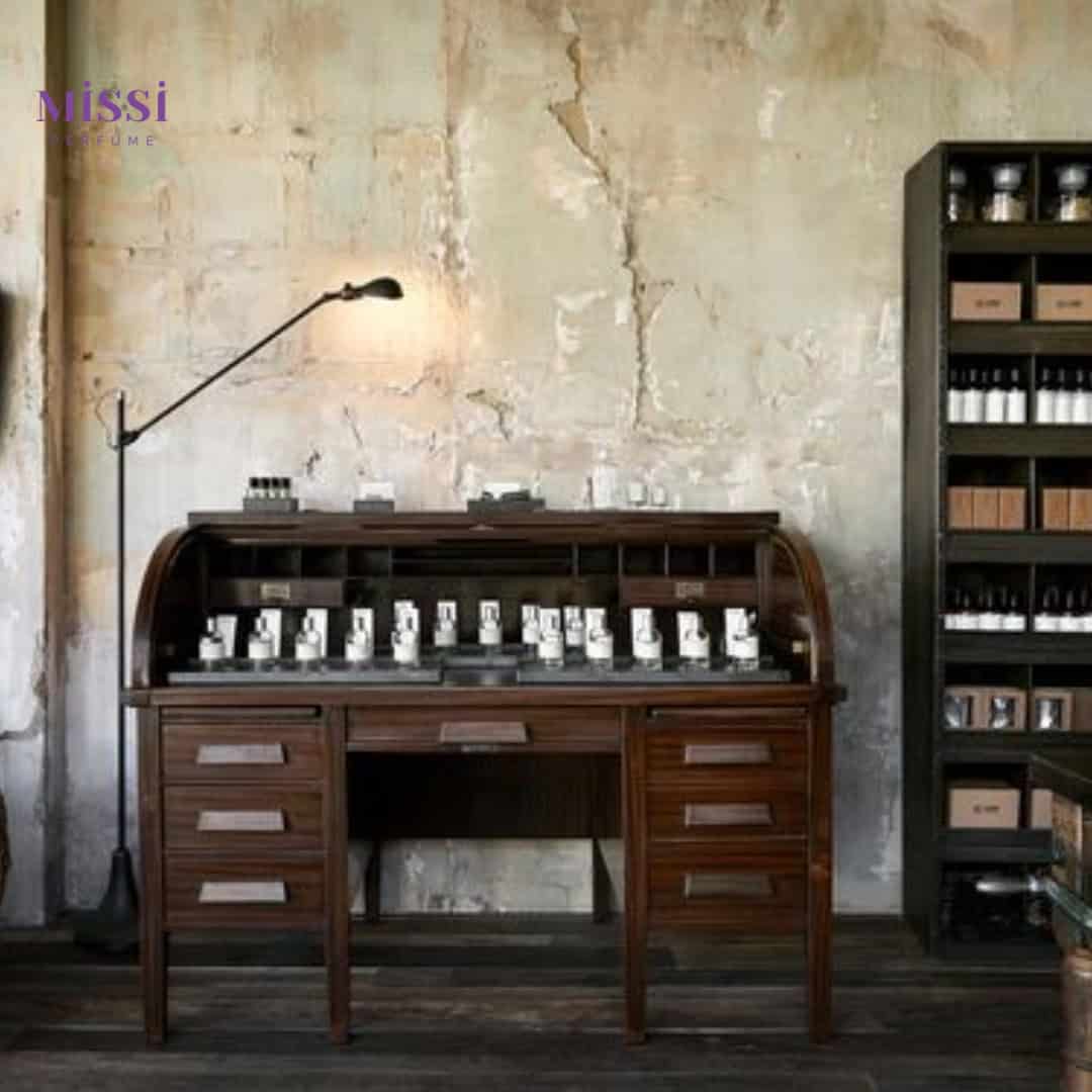 Dong nuoc hoa thiet ke theo yeu cau