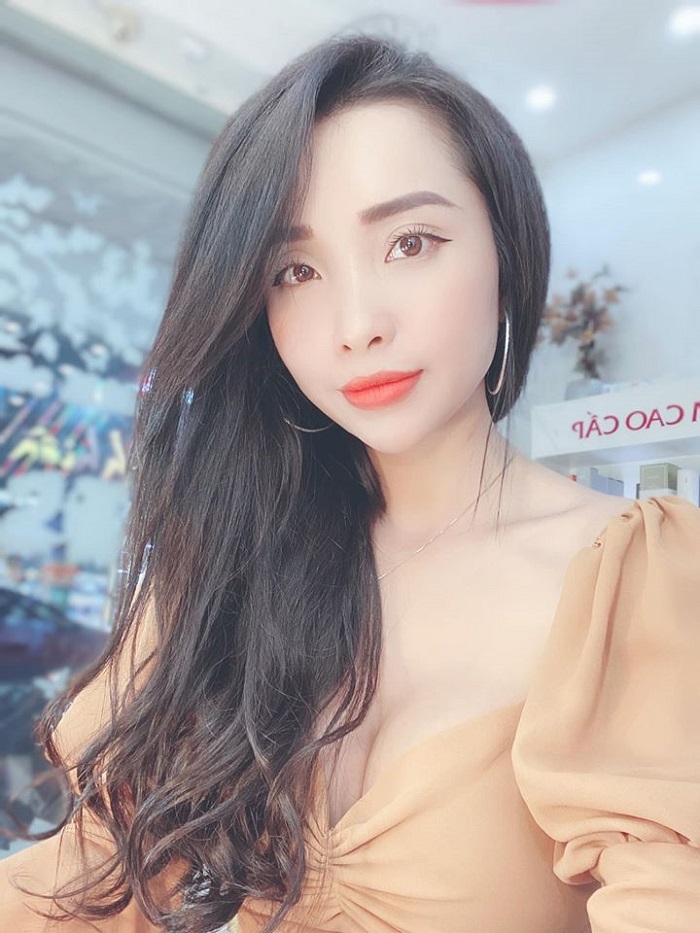 mat thuy kieu 24