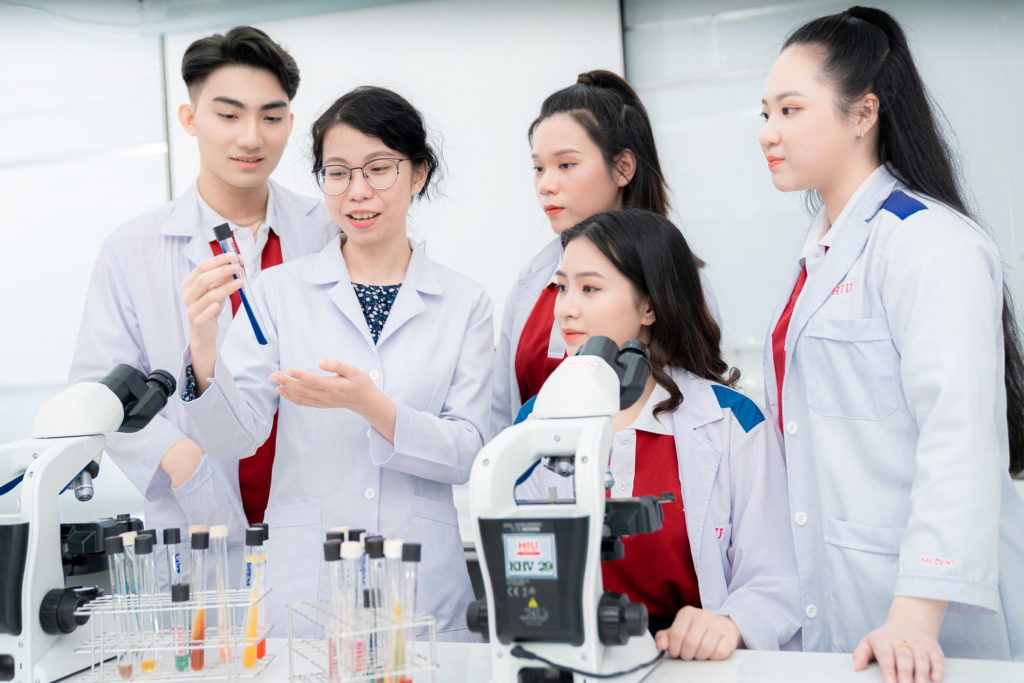 nganh xet nghiem y hoc co tuong lai khong 1