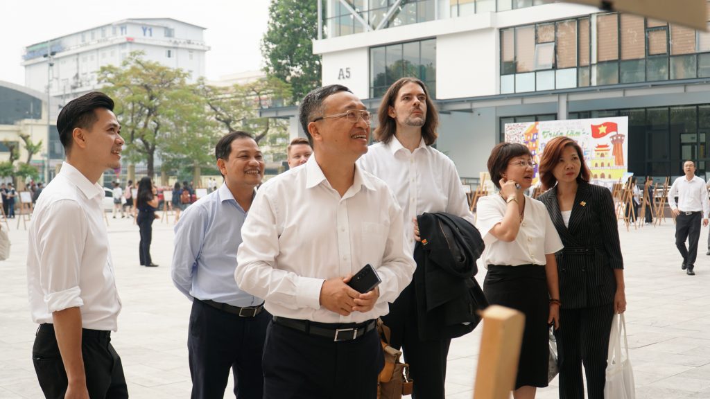 tranh ve ve ha noi cua hoc sinh 39