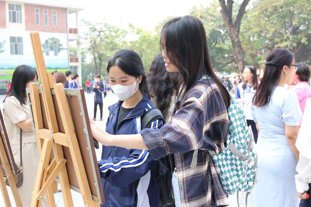 tranh ve ve ha noi cua hoc sinh 66