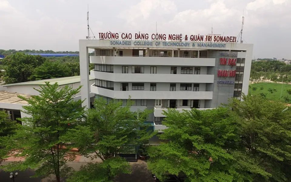 truong cao dang sonadezi