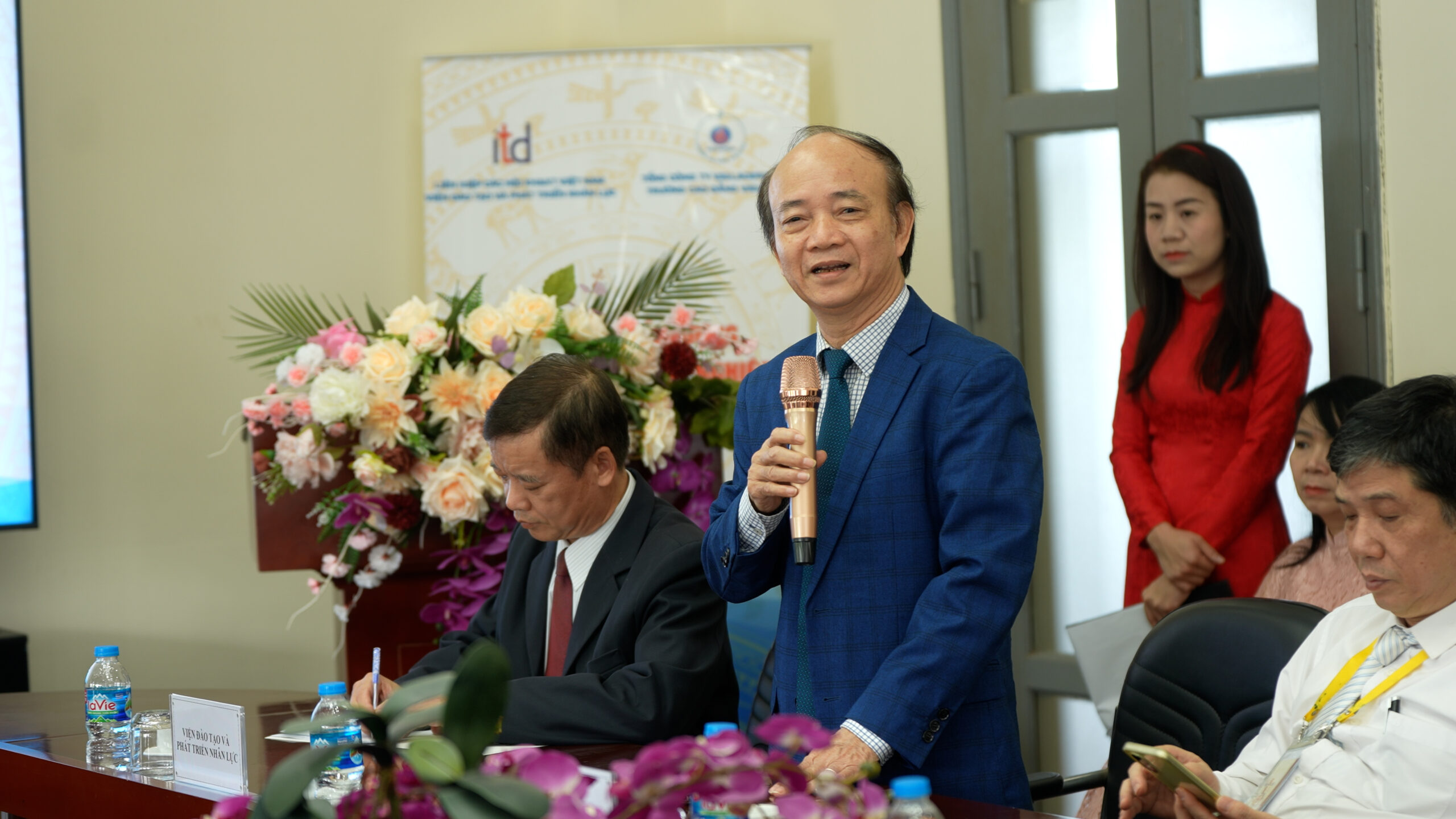 truong cao dang viglacera 2