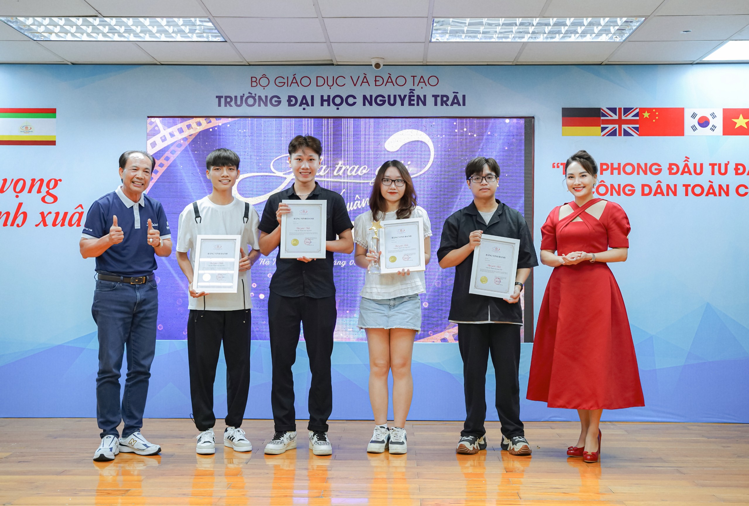 truong dai hoc nguyen trai