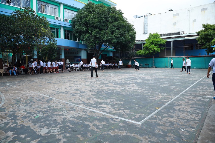 hoc-phi-truong-hong-duc