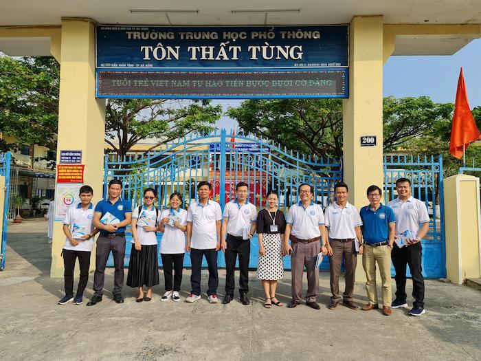 đánh giáTrường THPT Tôn Thất Tùng có tốt không