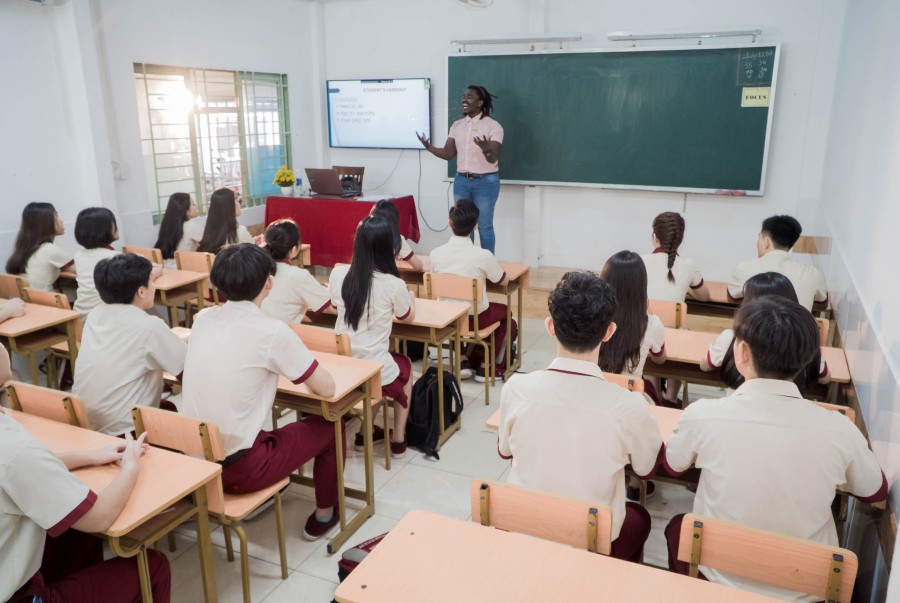 tiết học tiếng anh với người nước ngoài