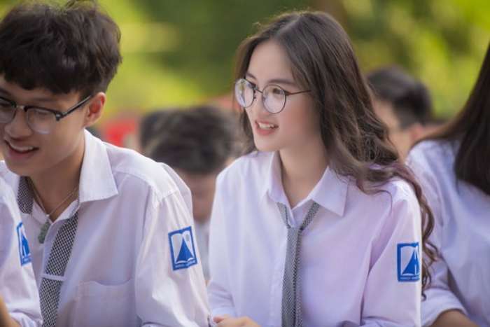 Mẫu đồng phục học sinh trung học cơ sở trường Amsterdam