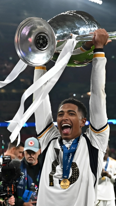 Hình nền Real Madrid logo