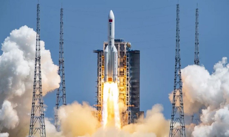 Hình ảnh nhiệt lượng tỏa ra khi đốt cháy nhiên liệu